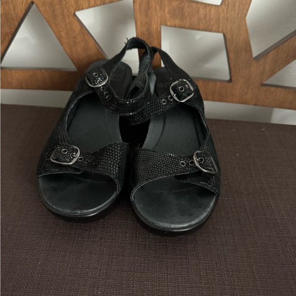 Dansko June Platform Sandals Size 36 (US) Black Lizard Leather Buckle - Picture 13 of 16